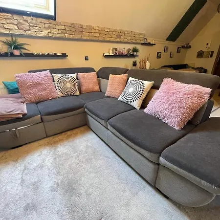 Penthouse Apartman Privat Jakuzzival Smeraldo Villa 4*