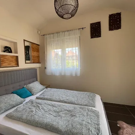 Penthouse Privat Jakuzzival Smeraldo Pensionat Siófok