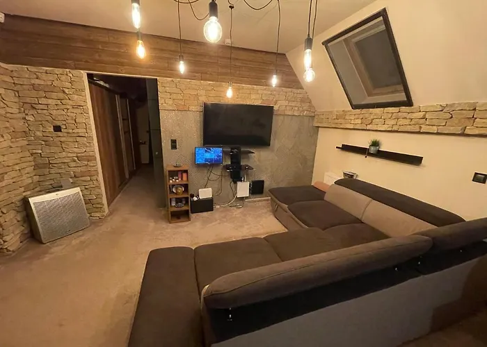 Penthouse Privat Jakuzzival Smeraldo ゲストハウス